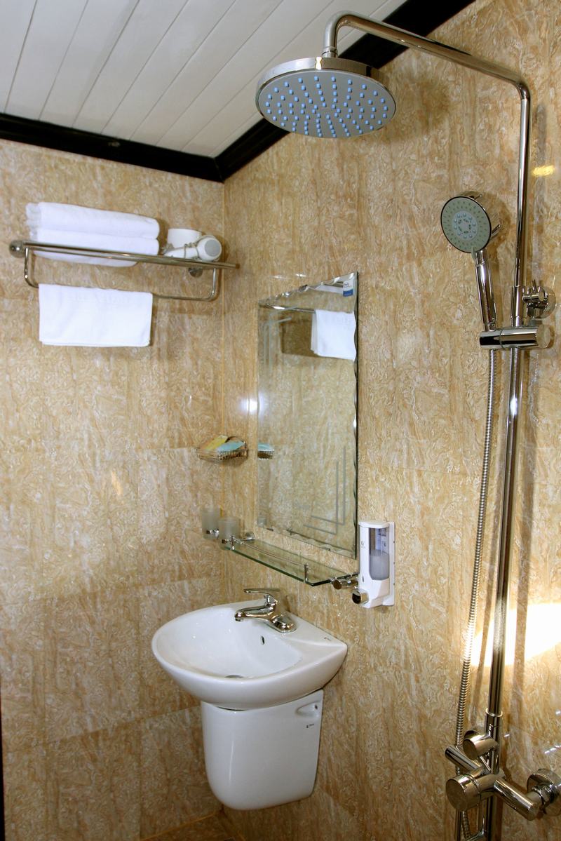 Du Thuyền Treasure Junk 14 cabin